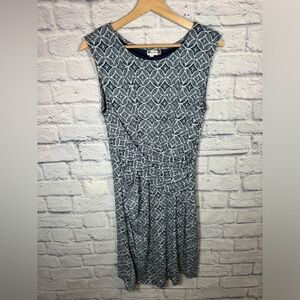 Kut from the Cloth Mollee Navy Blue and White Knit Dress Womens‎ Size 8
